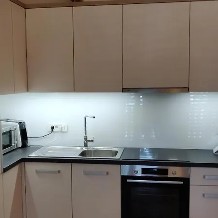 Mojca - 13 *
